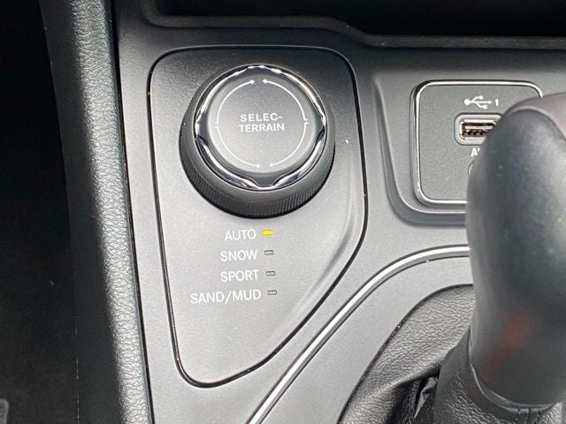 2022 Jeep Cherokee Latitude Lux 4x4
