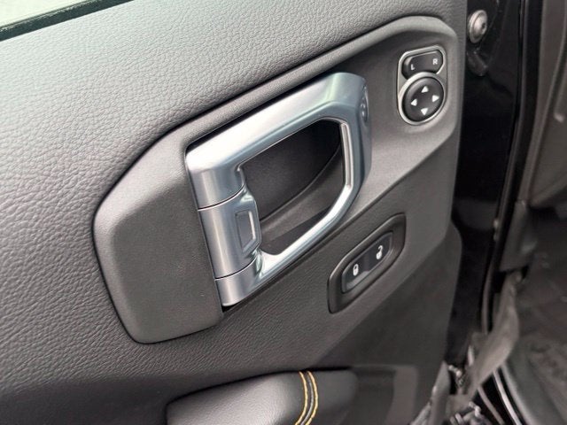 2027 Jeep Wrangler WRANGLER 4-DOOR SAHARA
