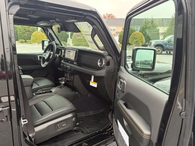 2027 Jeep Wrangler WRANGLER 4-DOOR SAHARA