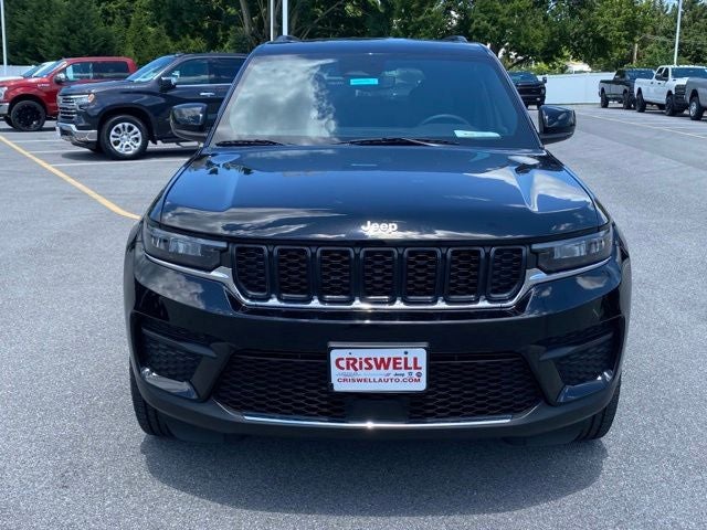 2024 Jeep Grand Cherokee Laredo 4x4