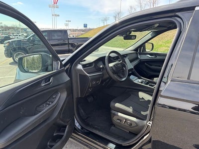 2026 Jeep Grand Cherokee GRAND CHEROKEE LAREDO X 4X4