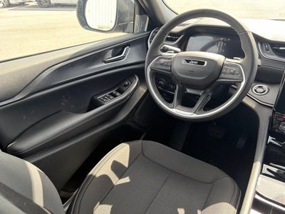 2026 Jeep Grand Cherokee GRAND CHEROKEE LAREDO X 4X4