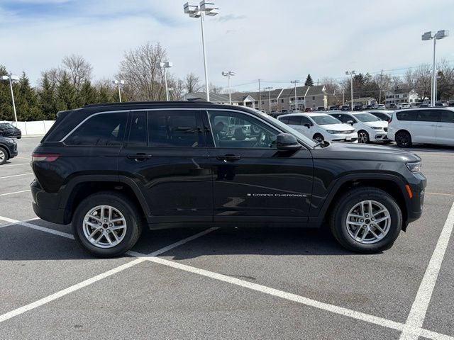 2026 Jeep Grand Cherokee GRAND CHEROKEE LAREDO X 4X4