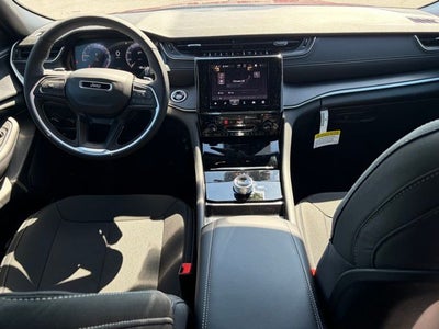 2026 Jeep Grand Cherokee GRAND CHEROKEE LAREDO X 4X4