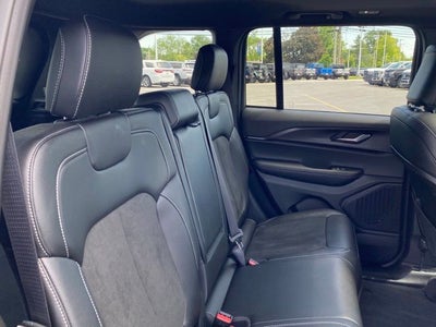 2025 Jeep Grand Cherokee Altitude X 4x4