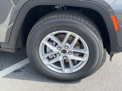 2026 Jeep Grand Cherokee GRAND CHEROKEE LAREDO X 4X4