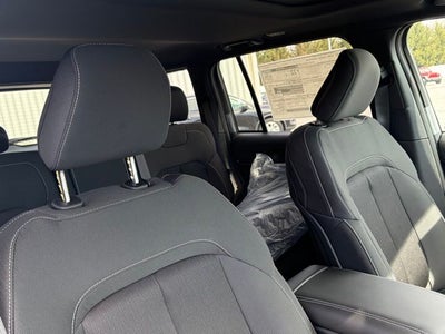 2026 Jeep Grand Cherokee GRAND CHEROKEE LAREDO X 4X4