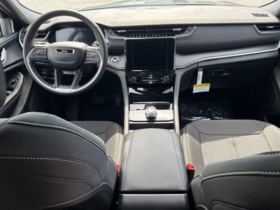 2026 Jeep Grand Cherokee GRAND CHEROKEE LAREDO X 4X4