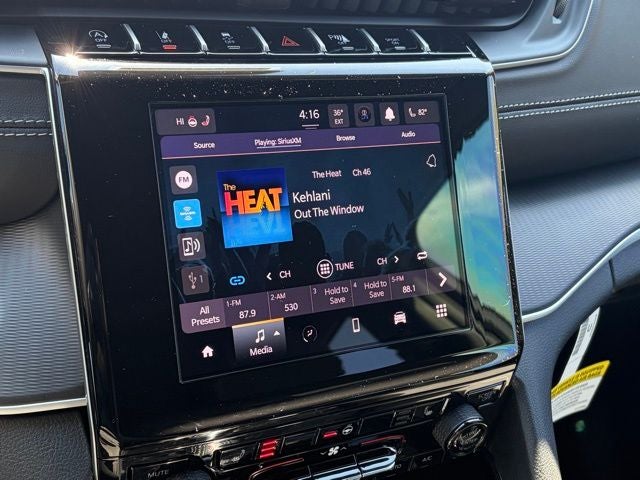 2026 Jeep Grand Cherokee GRAND CHEROKEE LAREDO X 4X4