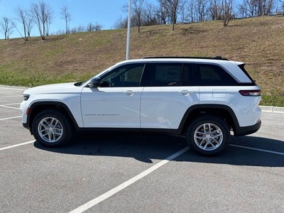 2026 Jeep Grand Cherokee GRAND CHEROKEE LAREDO X 4X4