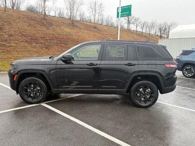 2026 Jeep Grand Cherokee GRAND CHEROKEE LAREDO ALTITUDE 4X4
