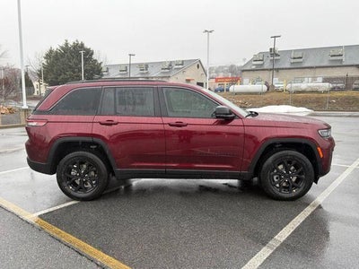 2026 Jeep Grand Cherokee GRAND CHEROKEE LAREDO ALTITUDE 4X4