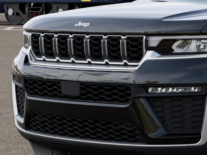 2027 Jeep Grand Cherokee GRAND CHEROKEE LIMITED 4X4