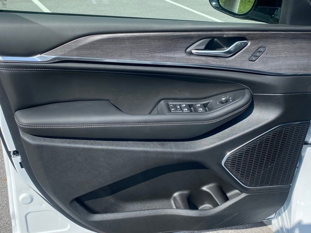 2025 Jeep Grand Cherokee GRAND CHEROKEE OVERLAND 4X4