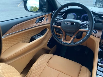 2025 Jeep Grand Cherokee GRAND CHEROKEE SUMMIT RESERVE 4X4