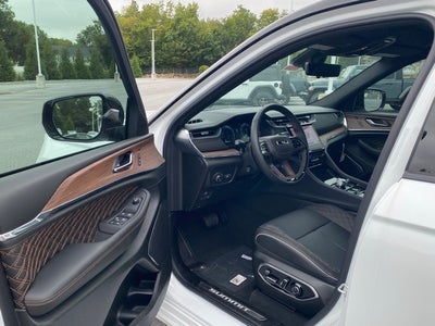 2025 Jeep Grand Cherokee GRAND CHEROKEE SUMMIT 4X4