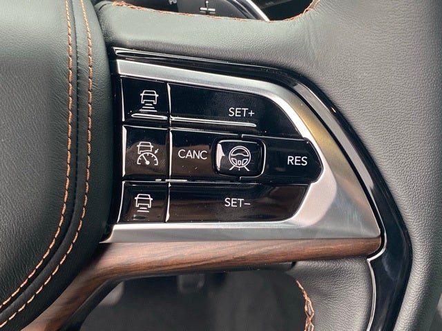 2025 Jeep Grand Cherokee GRAND CHEROKEE SUMMIT 4X4