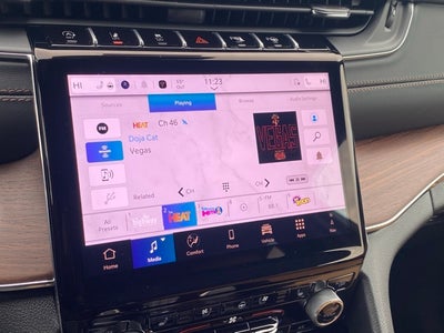 2025 Jeep Grand Cherokee GRAND CHEROKEE SUMMIT 4X4