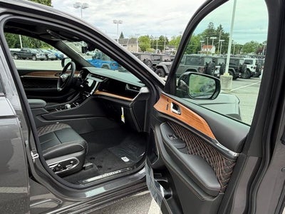 2026 Jeep Grand Cherokee GRAND CHEROKEE SUMMIT 4X4