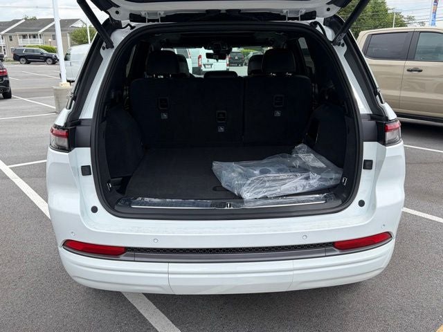 2026 Jeep Grand Cherokee GRAND CHEROKEE SUMMIT 4X4