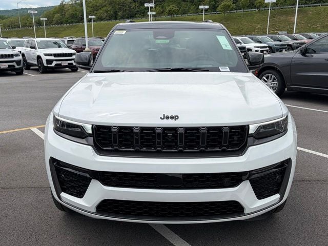 2026 Jeep Grand Cherokee GRAND CHEROKEE SUMMIT 4X4