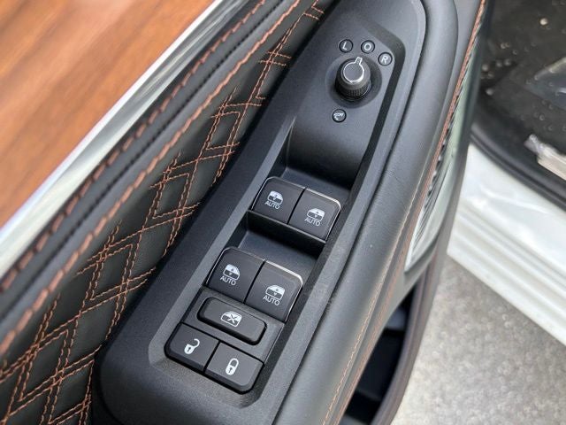 2026 Jeep Grand Cherokee GRAND CHEROKEE SUMMIT 4X4