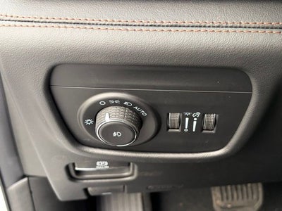 2026 Jeep Grand Cherokee GRAND CHEROKEE SUMMIT 4X4