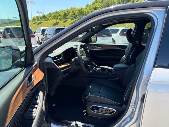 2026 Jeep Grand Cherokee GRAND CHEROKEE SUMMIT 4X4
