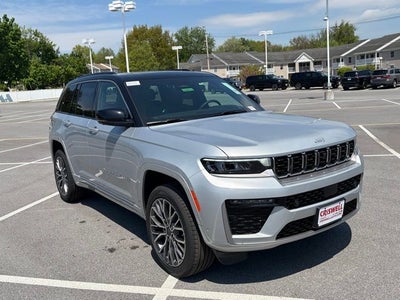 2026 Jeep Grand Cherokee GRAND CHEROKEE SUMMIT 4X4