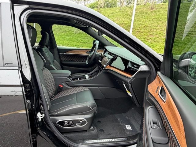 2026 Jeep Grand Cherokee GRAND CHEROKEE SUMMIT 4X4