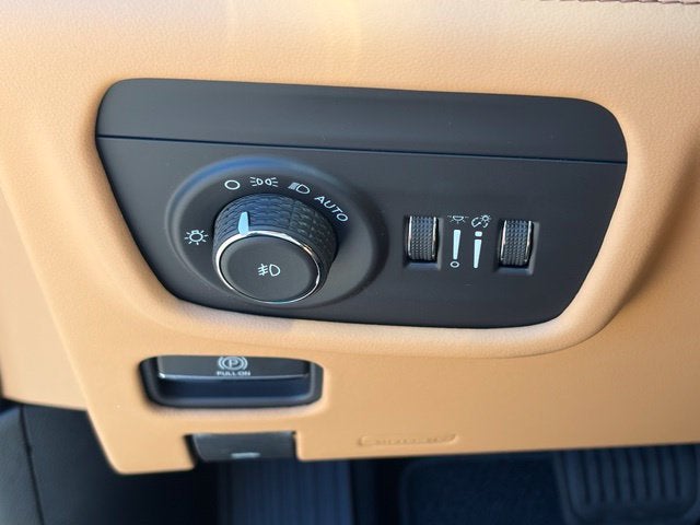 2027 Jeep Grand Cherokee GRAND CHEROKEE SUMMIT 4X4