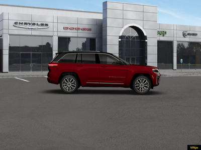 2026 Jeep Grand Cherokee GRAND CHEROKEE SUMMIT 4X4