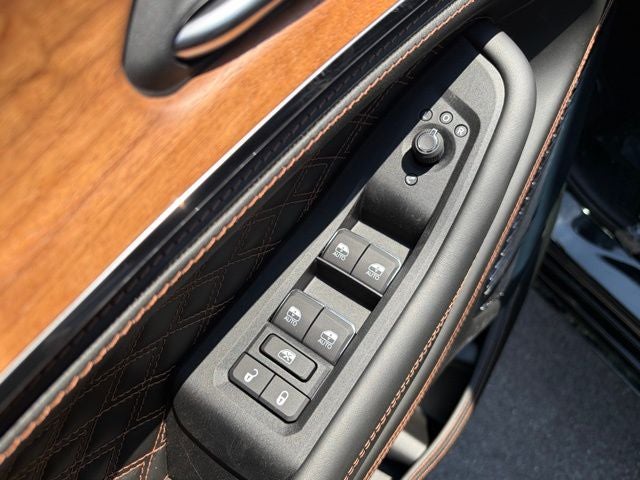 2026 Jeep Grand Cherokee GRAND CHEROKEE SUMMIT 4X4