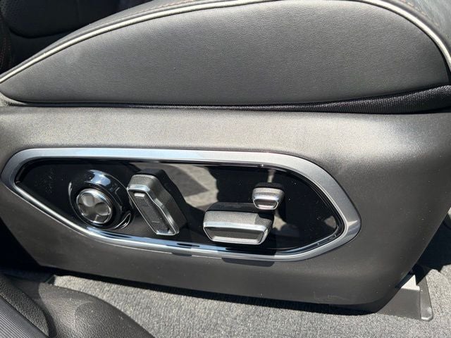 2026 Jeep Grand Cherokee GRAND CHEROKEE SUMMIT 4X4