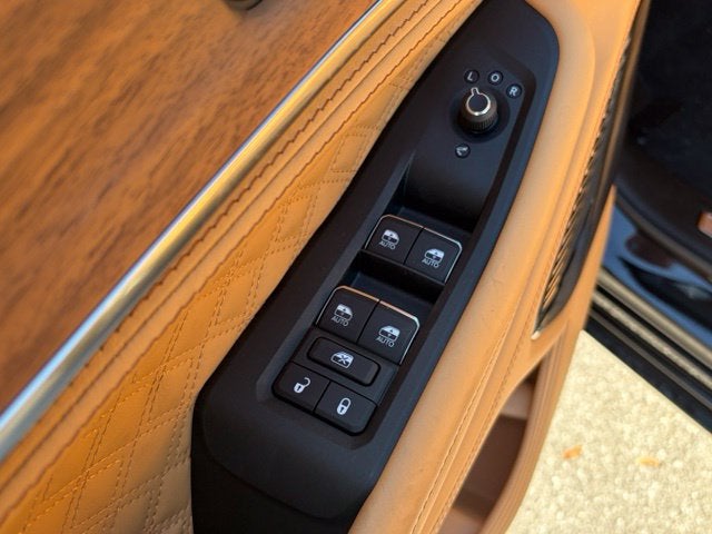 2027 Jeep Grand Cherokee GRAND CHEROKEE SUMMIT 4X4