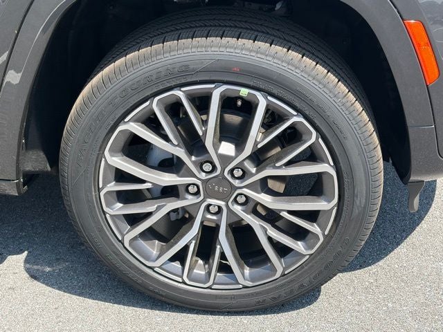 2026 Jeep Grand Cherokee GRAND CHEROKEE SUMMIT 4X4