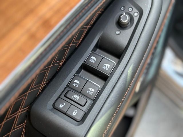 2026 Jeep Grand Cherokee GRAND CHEROKEE SUMMIT 4X4