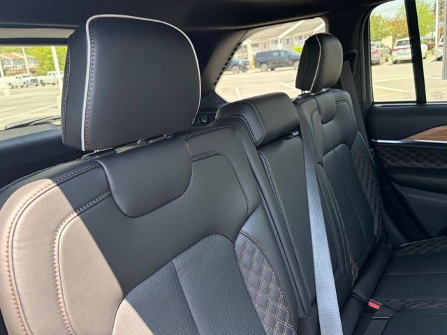 2026 Jeep Grand Cherokee GRAND CHEROKEE SUMMIT 4X4