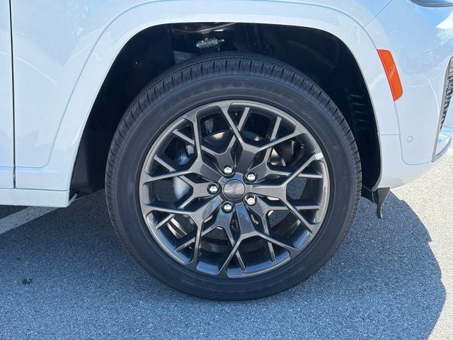 2026 Jeep Grand Cherokee GRAND CHEROKEE SUMMIT 4X4