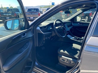 2025 Jeep Grand Cherokee GRAND CHEROKEE L LAREDO X 4X4