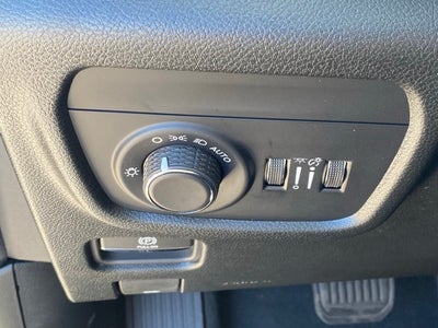 2025 Jeep Grand Cherokee GRAND CHEROKEE L LAREDO X 4X4