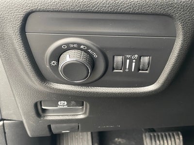 2025 Jeep Grand Cherokee GRAND CHEROKEE L LAREDO X 4X4