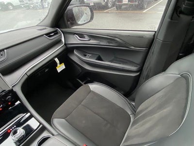 2024 Jeep Grand Cherokee L Altitude X 4x4