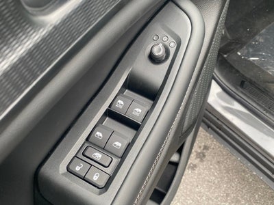 2025 Jeep Grand Cherokee GRAND CHEROKEE L LAREDO X 4X4