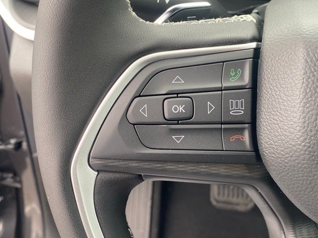 2025 Jeep Grand Cherokee GRAND CHEROKEE L LAREDO X 4X4