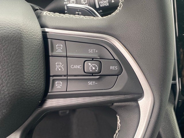 2025 Jeep Grand Cherokee GRAND CHEROKEE L LAREDO X 4X4