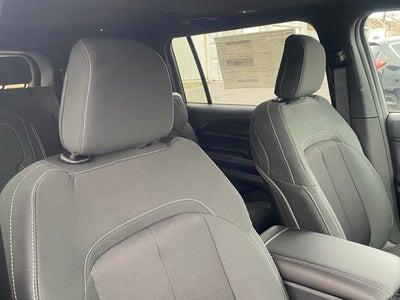 2025 Jeep Grand Cherokee GRAND CHEROKEE L LAREDO X 4X4