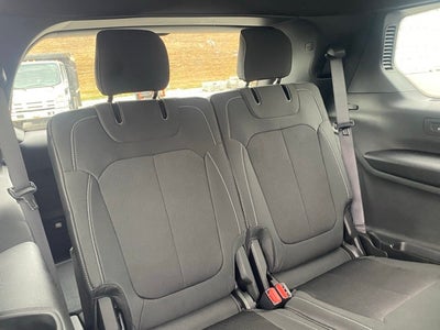 2025 Jeep Grand Cherokee GRAND CHEROKEE L LAREDO X 4X4