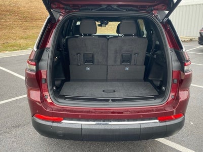 2025 Jeep Grand Cherokee GRAND CHEROKEE L LAREDO X 4X4