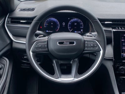 2025 Jeep Grand Cherokee GRAND CHEROKEE L LAREDO X 4X4